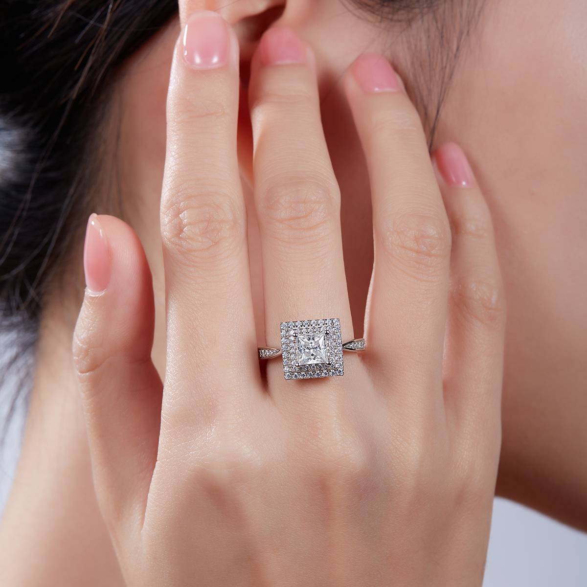 Deluxe Set Square S925 Silver Plated Platinum Moissanite Diamond Women's Ring 1.0 Carat D-Class